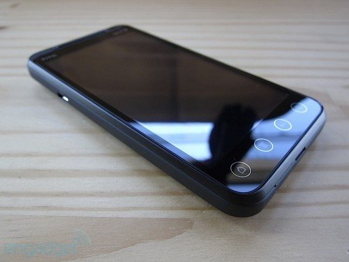 1.2GHz双核裸眼3D  HTC EVO 3D评测
