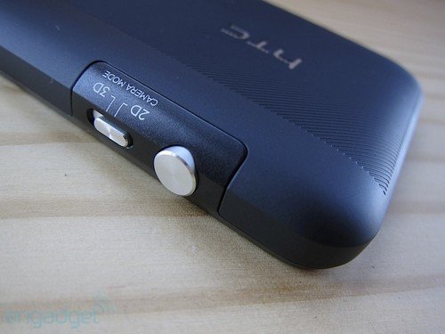 1.2GHz双核裸眼3D  HTC EVO 3D评测